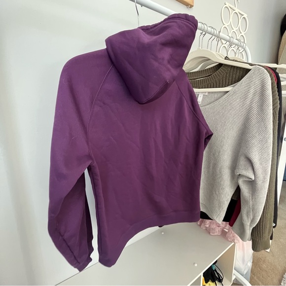🩷UNDER ARMOUR WOMENS PURPLE HOODIE SWEATSHIRT WORKOUT SIZE MEDIUM - Picture 10 of 10